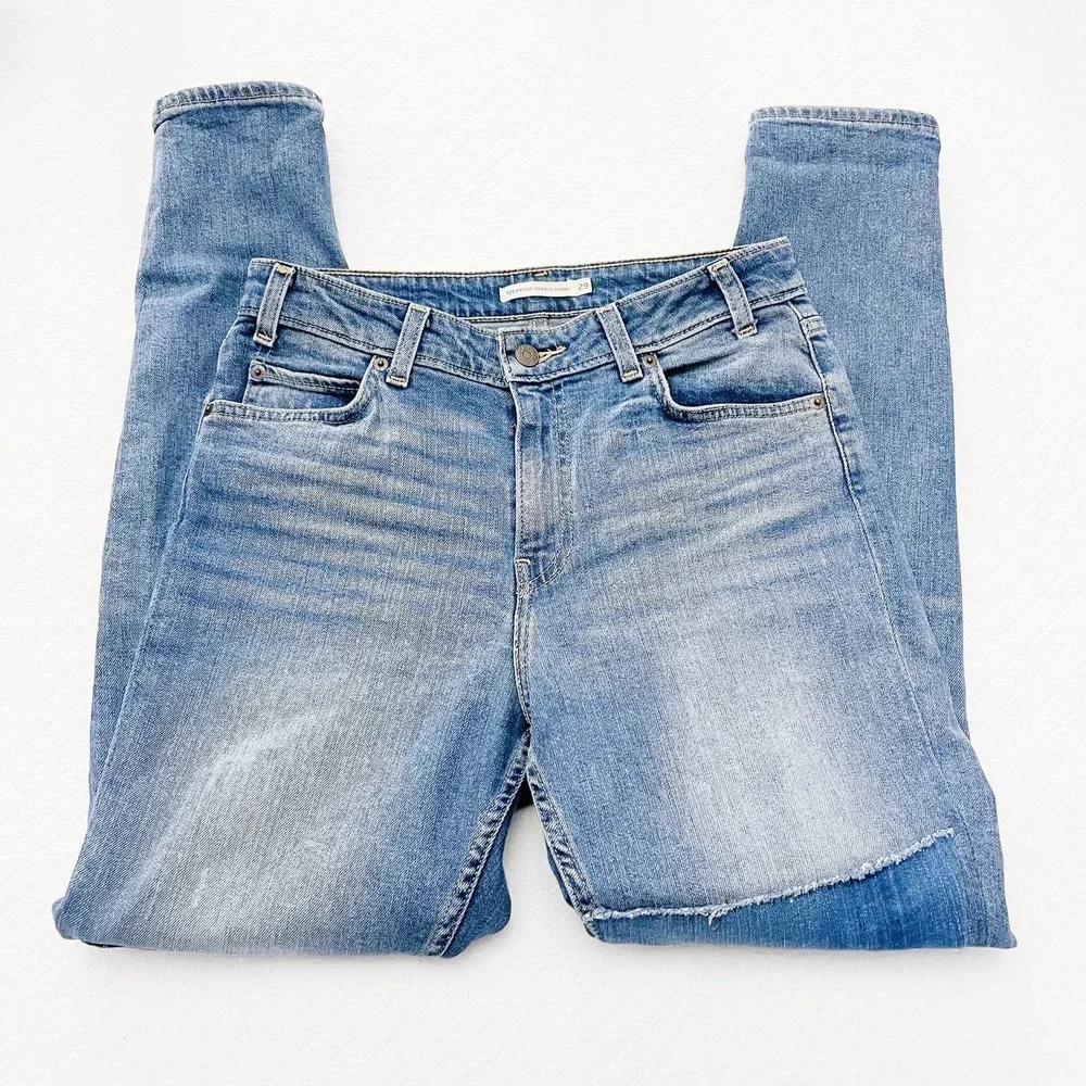 Levis orange tab